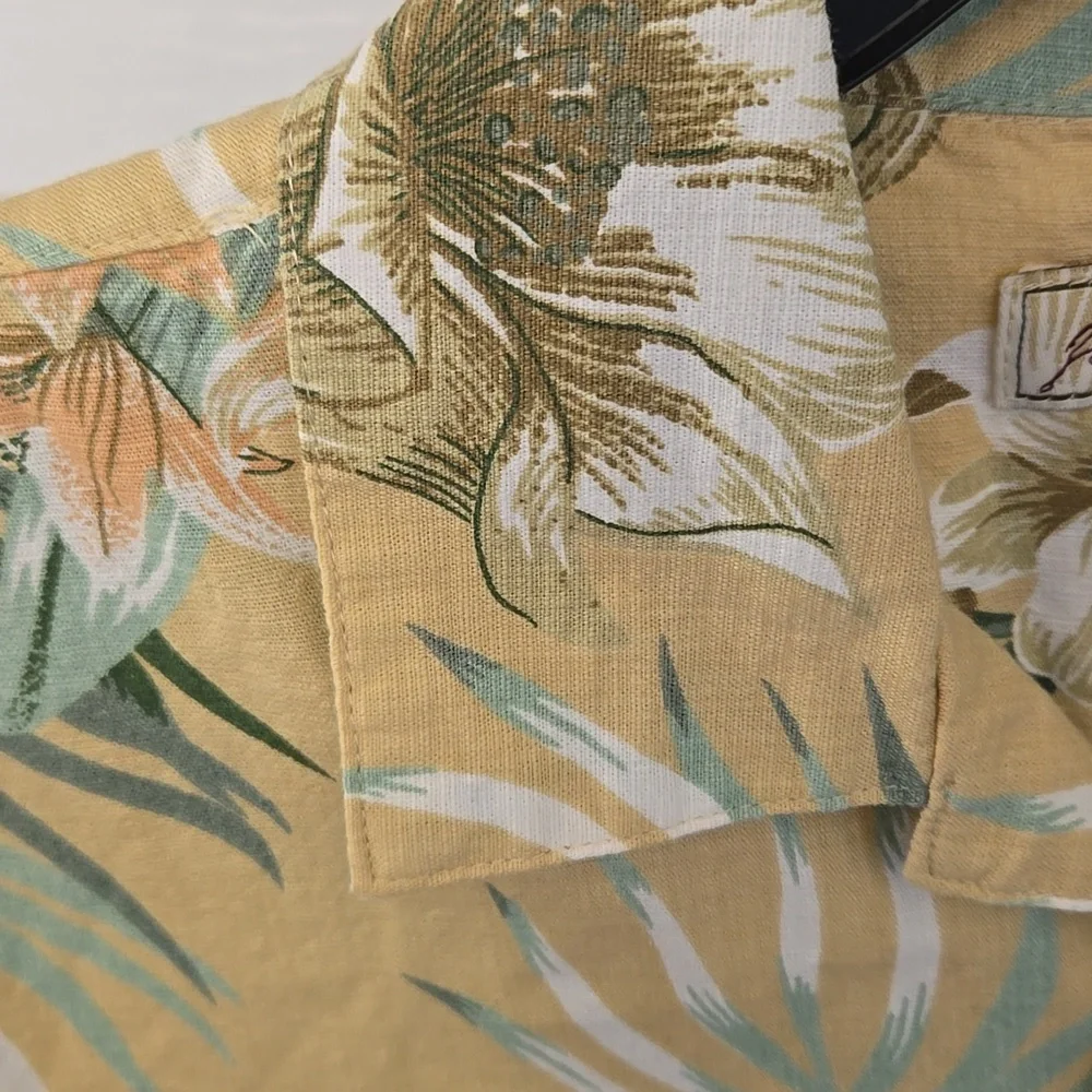 Joe Marlin Tropical Leaf Print Button-Up Shirt - Picture 3 of 9